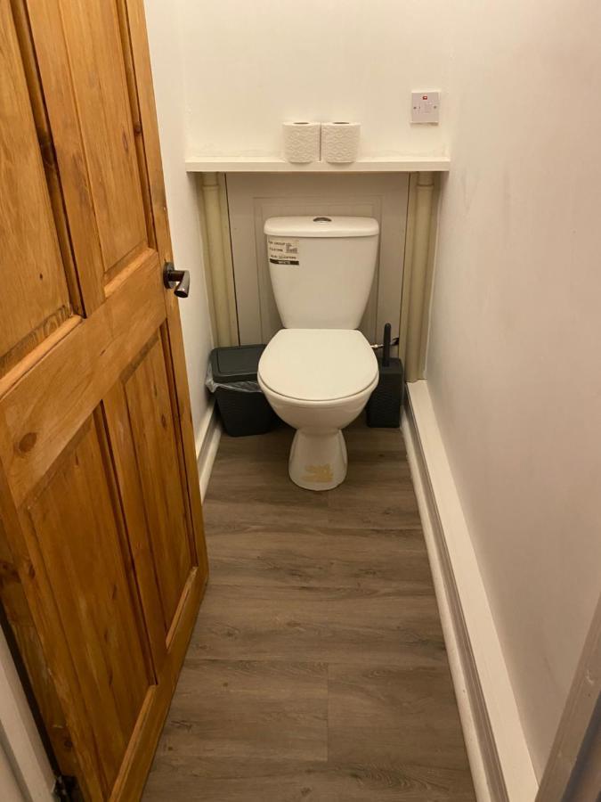 Busy Beas Cottage Workington Buitenkant foto
